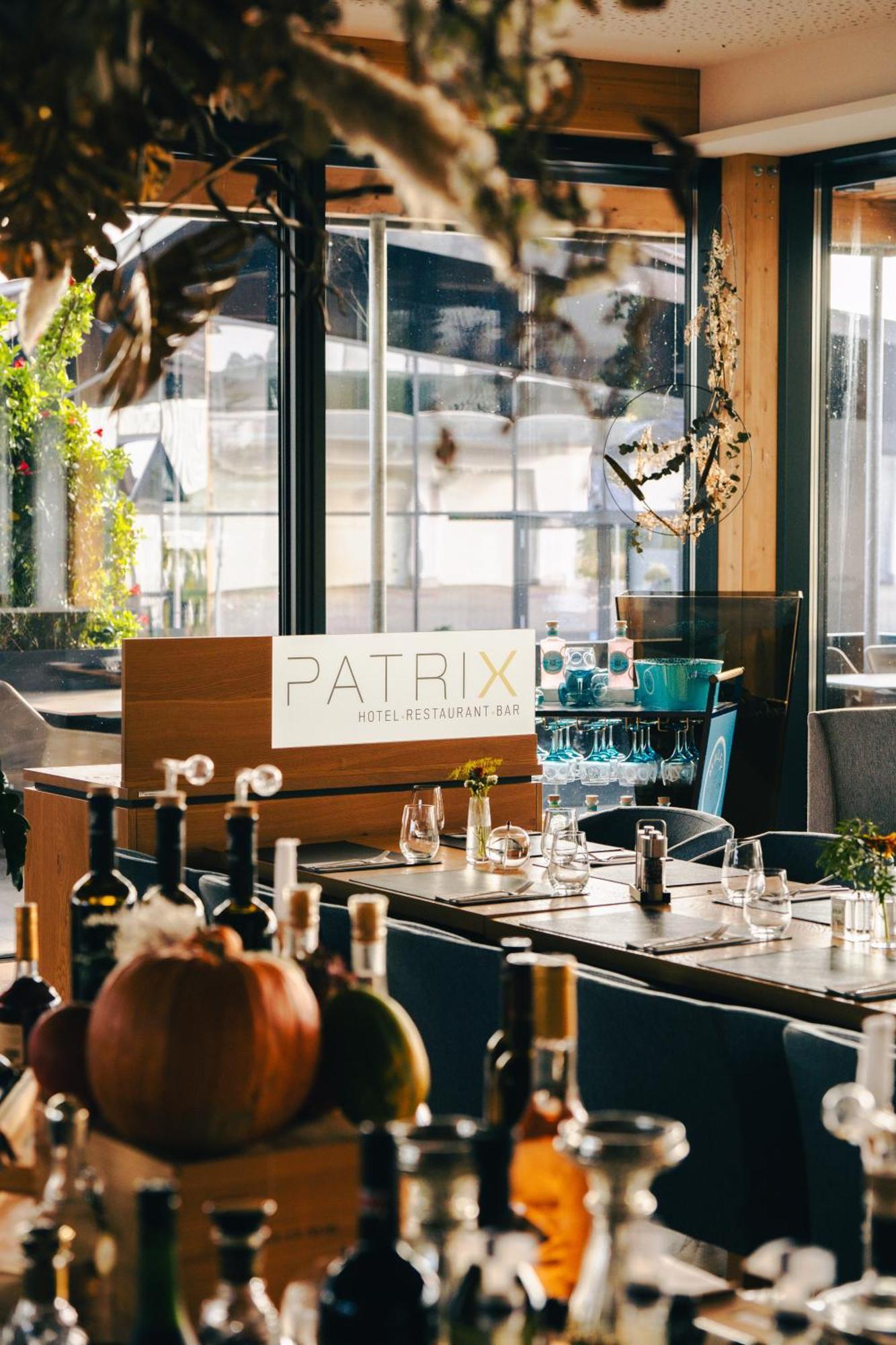 Patrix Hotel, Restaurant, Bar Frankenburg am Hausruck エクステリア 写真